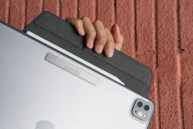 Funda iPad Moshi Versacover iPad Pro 12,9" 6ª gen